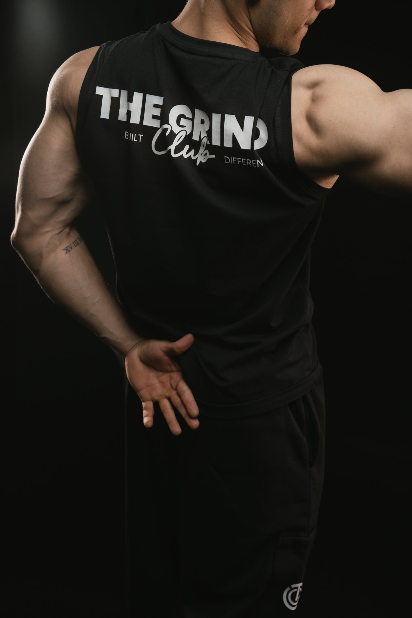 TGC BAESICS SLEEVELESS
