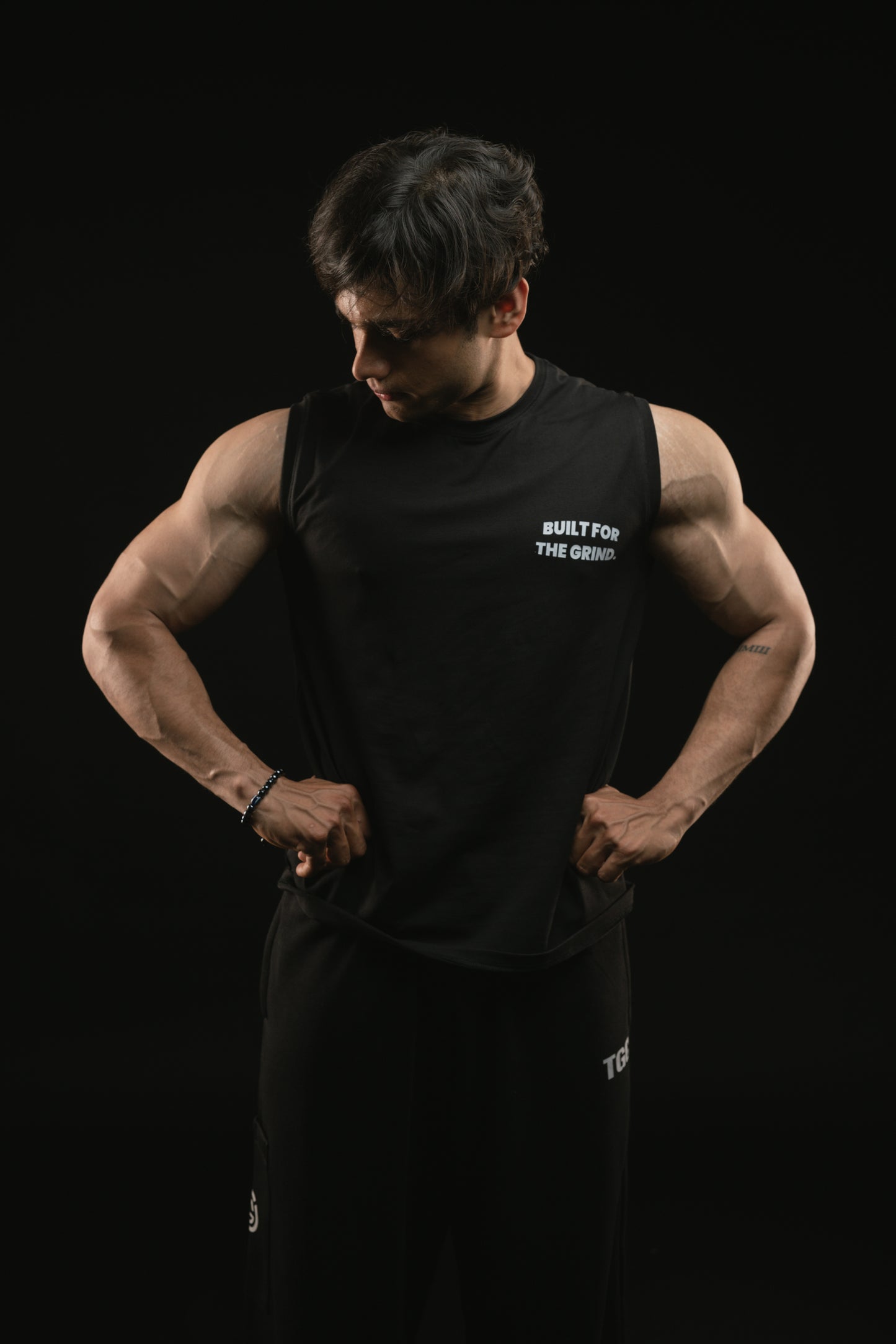 TGC BAESICS SLEEVELESS